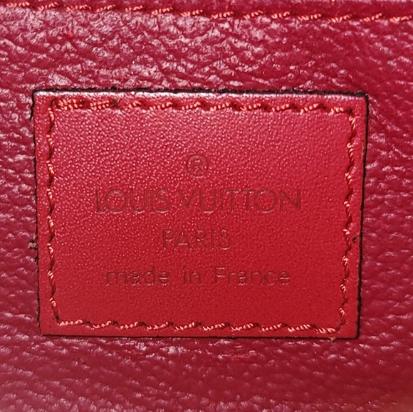 Louis Vuitton Epi Dauphine Jaune Red Clutch Toiletry Crossbody Bag Authentic - Picture 6 of 16